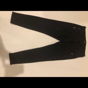 Krista Super Skinny w/ exposed buttons